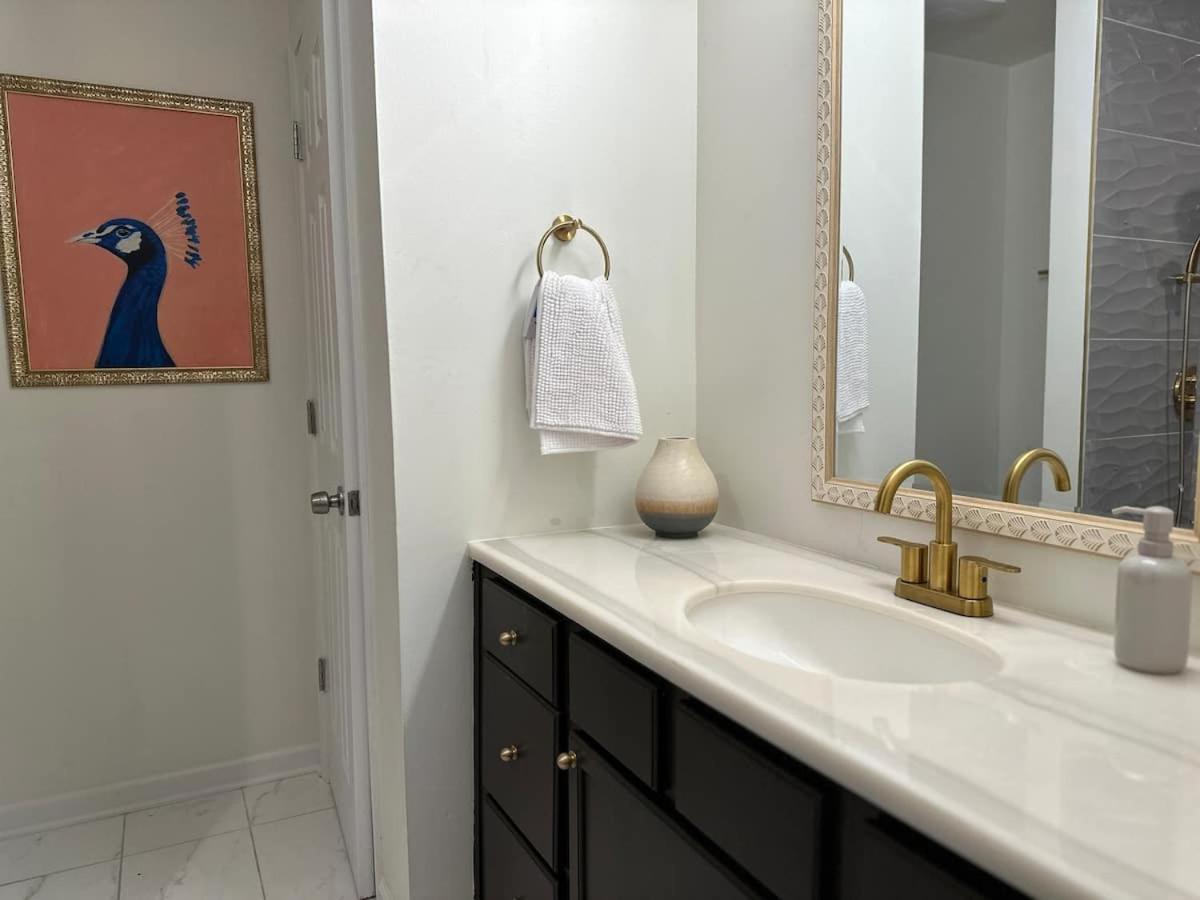 Vine City Home - Duplex - 3 Mins From Gwcc & Mercedes- Benz Stadium Atlanta Eksteriør bilde