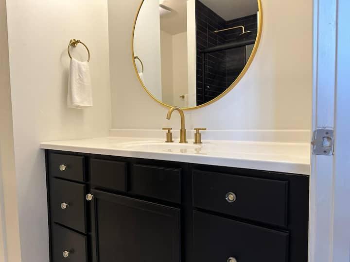 Vine City Home - Duplex - 3 Mins From Gwcc & Mercedes- Benz Stadium Atlanta Eksteriør bilde